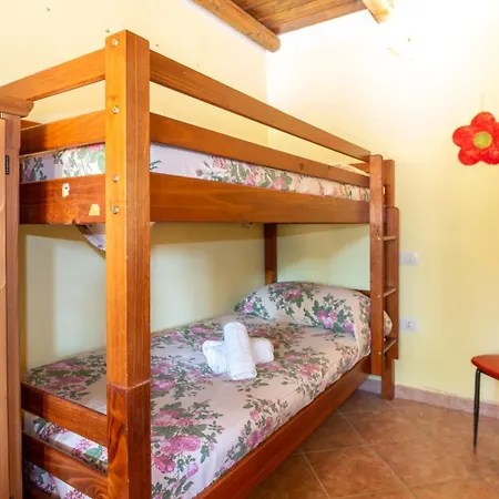 Dom wakacyjny Casa L'arco Degli Ulivi - Pet Friendly Sant' Antonio di Santadi